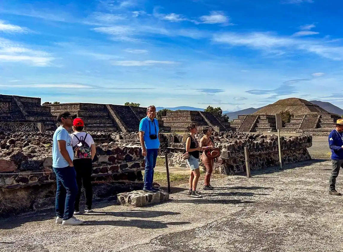 Round-trip transportation included on the Teotihuacan early access tour